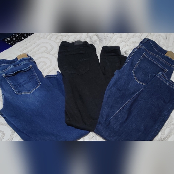 3 American eagle jeans - Picture 2 of 2